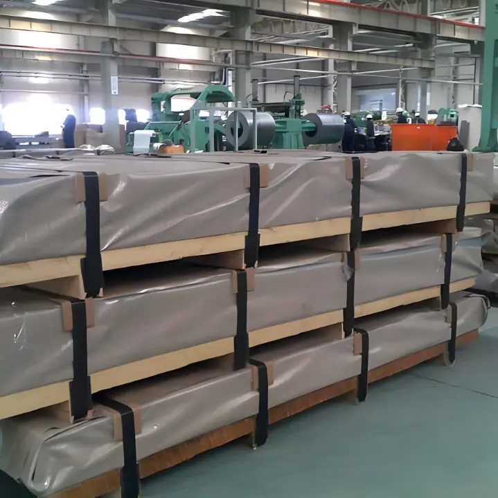 Specifications of PPGI roof panels (0.3mm-1.0mm) and color options